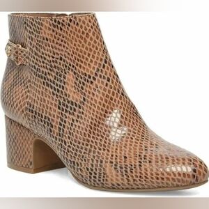 Anne klein Women's Akhilda Booties